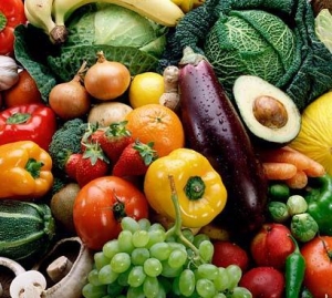 Овощи и фрукты обогащают организм необходимы микро- и макроэлементами. (кликните картинку для увеличения)