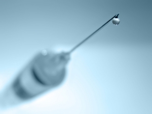 Вакцинация — введение антигенного материала с целью вызвать иммунитет к болезни, который предотвратит заражение или ослабит его последствия. (кликните картинку для увеличения)